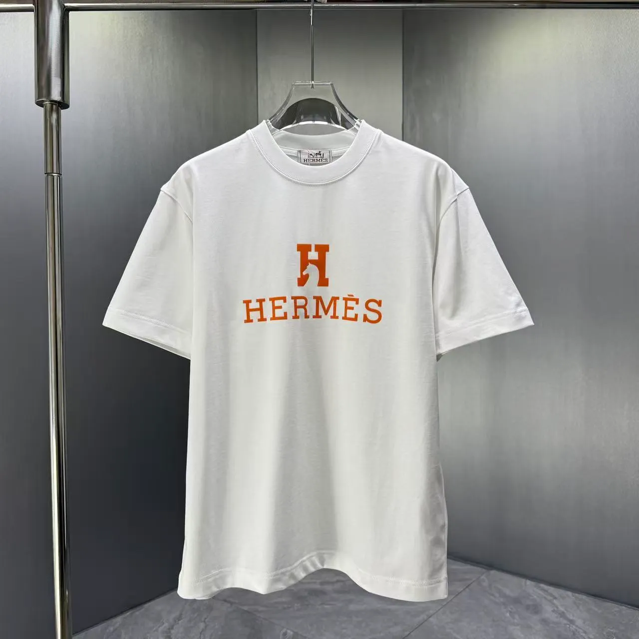 HERM* * 2026 New Arrival T logo ：Black White Yellow Dark Blue Sizes：S M L XL XXL